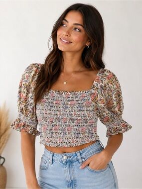 Smocked Floral Puff Sleeve Crop Top - Beige Pink